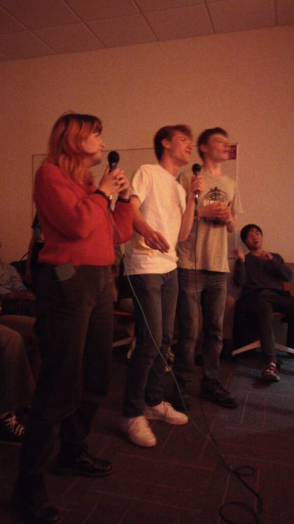 karaoke-and-board-games-12-10-23 (23)