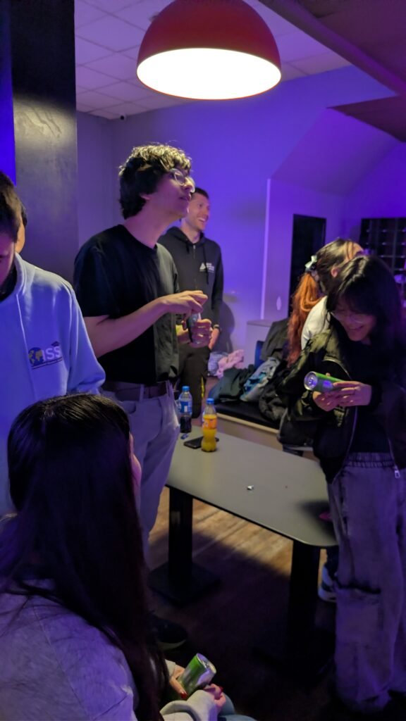 PXL_20260430_191005578